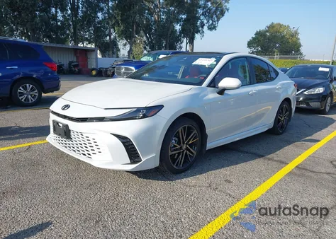 2025 Toyota Camry Xse из США, поврежденный, VIN 4T1DAACK4SU104127